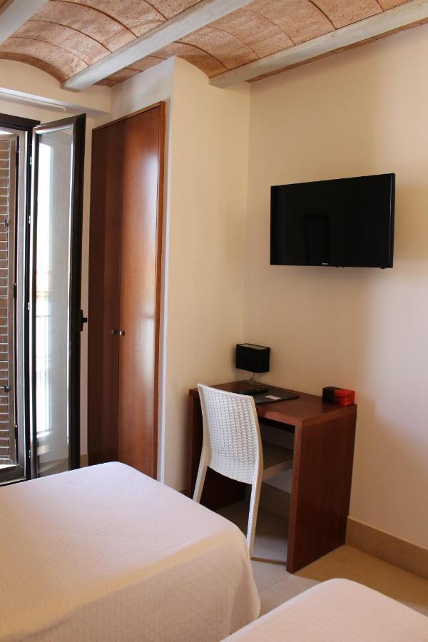 Hotel Isla Plana Tabarca Exterior photo